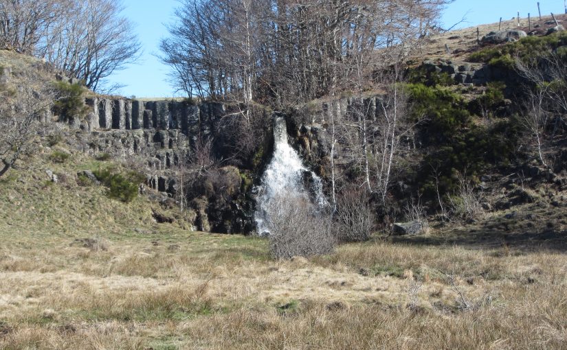 La cascade du Saltou au début du printemps